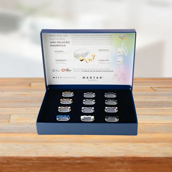 MagTag Box Luxo aberta com os 12 modelos